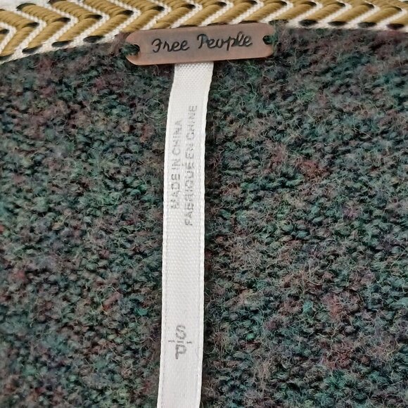 Free People Irresistible V neck Sweater Fringe Wool Blend Green Size S - Picture 7 of 8